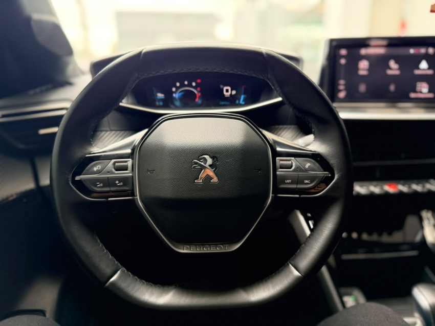peugeot 208 roadtrip 1.6 flex at13