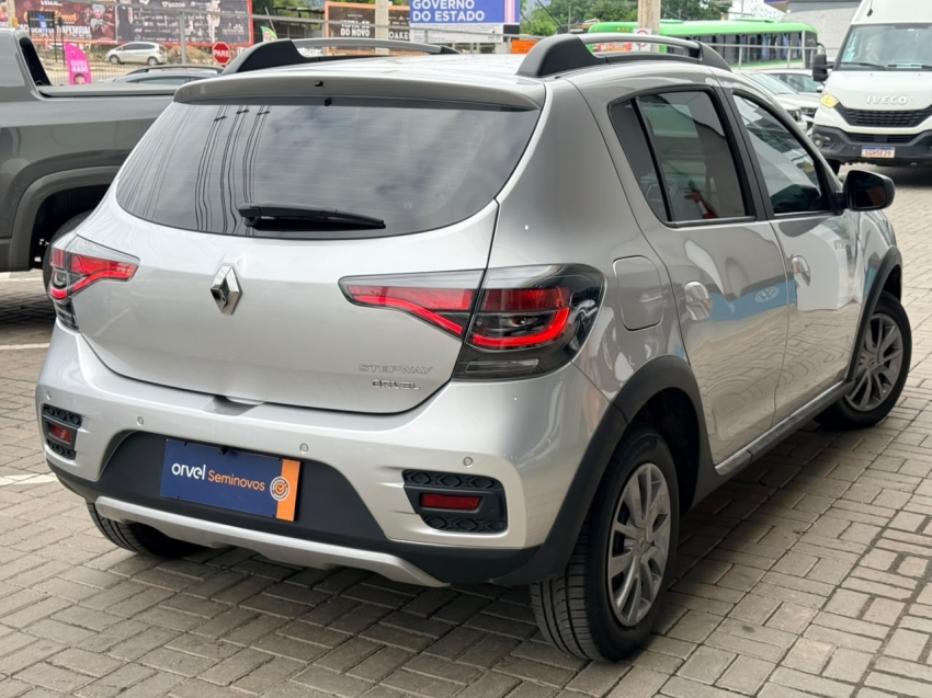 renault sandero stepway zen 1.o flex mec.3