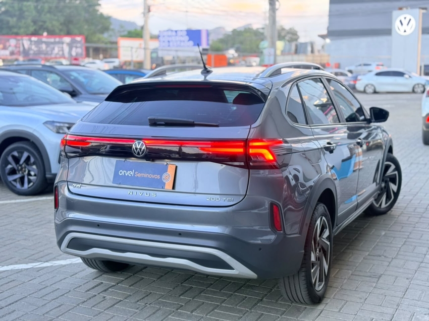 Nivus Highline 1.0 200 TSI Flex Aut6