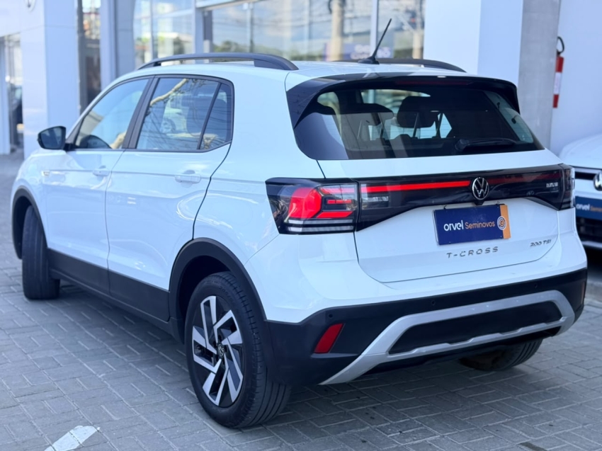 T-Cross Comfortline 1.0 Tb 200 TSI 1.0 Flex Aut.3