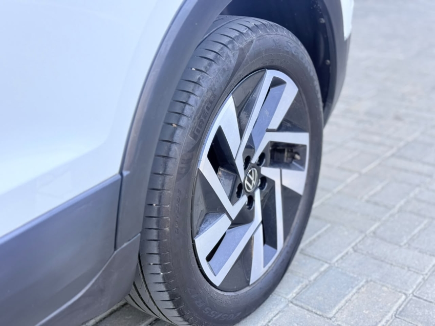 T-Cross Comfortline 1.0 Tb 200 TSI 1.0 Flex Aut.4