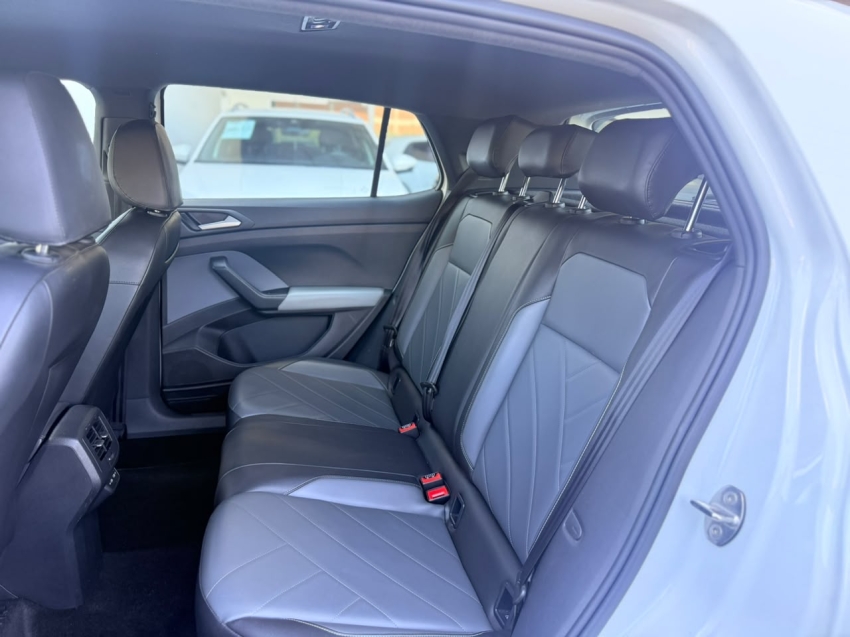 T-Cross Comfortline 1.0 Tb 200 TSI 1.0 Flex Aut.16