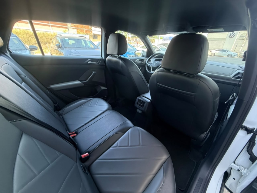 T-Cross Comfortline 1.0 Tb 200 TSI 1.0 Flex Aut.17
