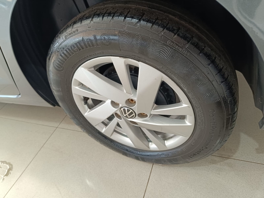 volkswagen polo 1.0 170 tsi comfortline automatico flex 5p 2024