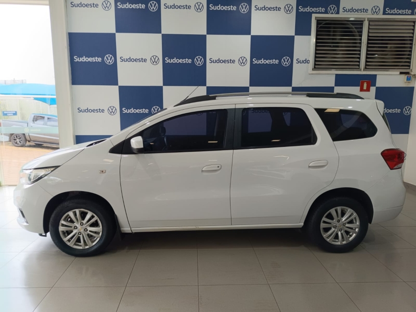 chevrolet spin 1.8 lt 8v flex 4p automatico 2023