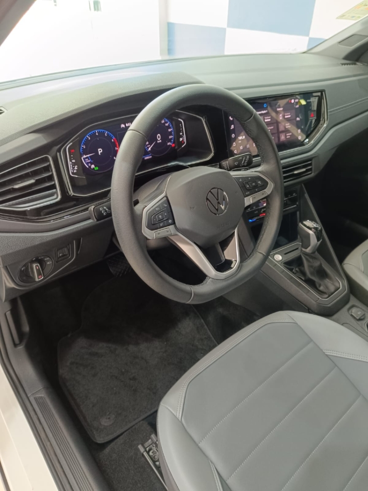volkswagen nivus 1.0 200 tsi total flex highline automatico 5p 2024