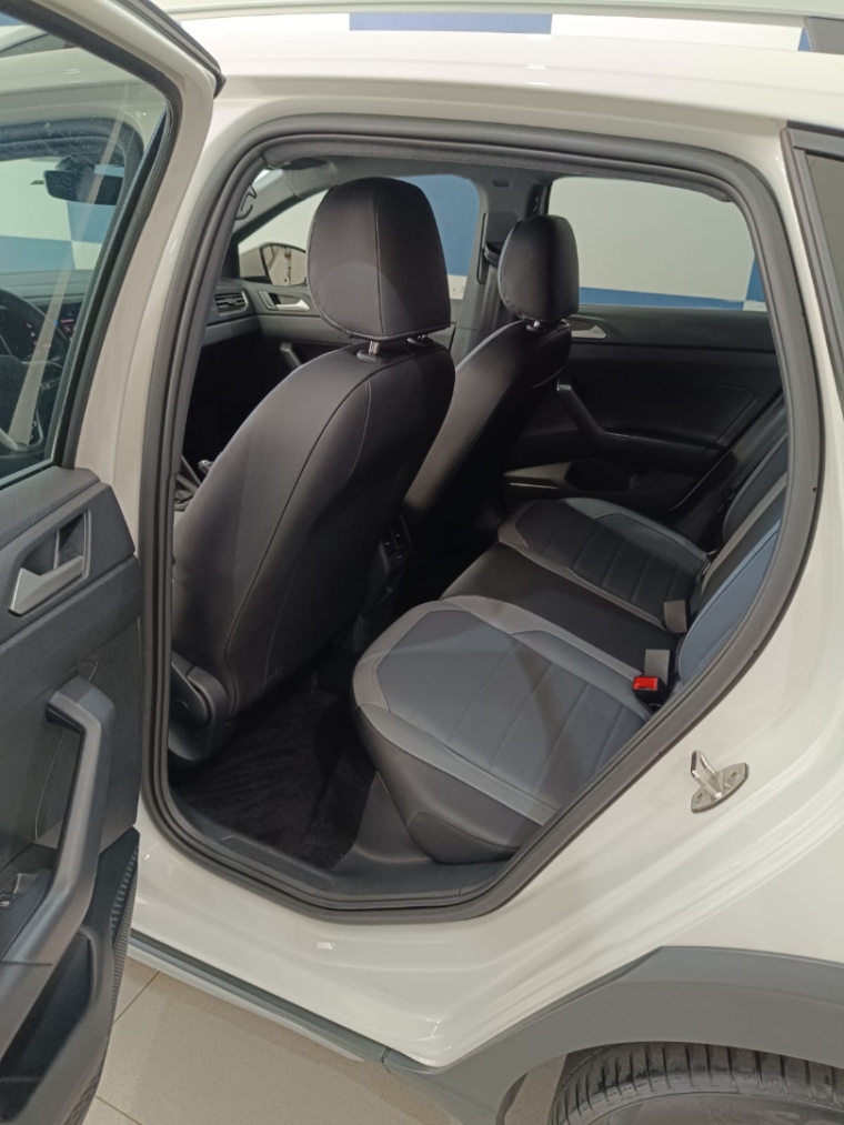volkswagen nivus 1.0 200 tsi total flex highline automatico 5p 2024