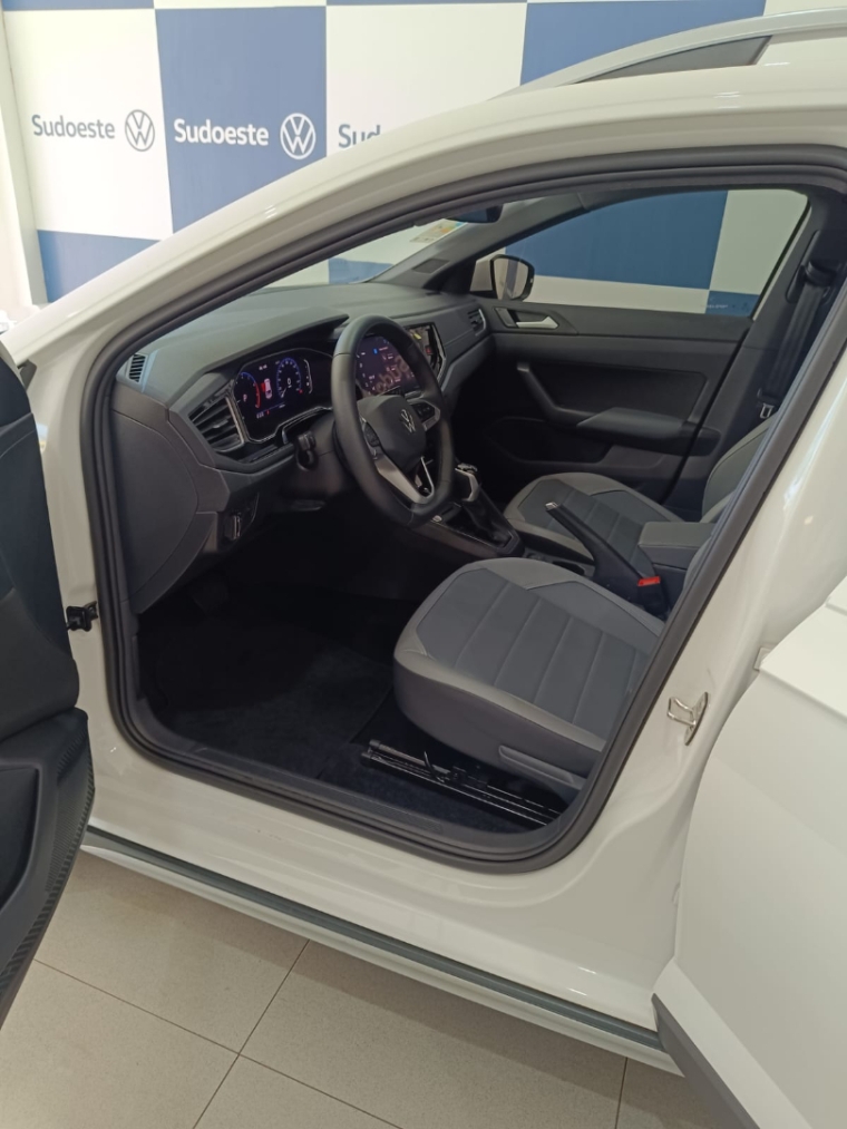 volkswagen nivus 1.0 200 tsi total flex highline automatico 5p 2024