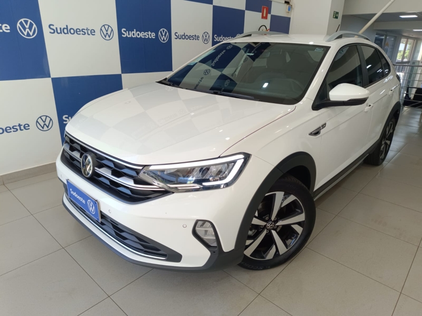 volkswagen nivus 1.0 200 tsi total flex highline automatico 5p 2024