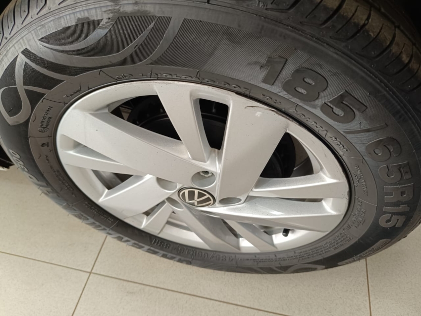 volkswagen polo 1.0 170 tsi comfortline automatico flex 5p 2025