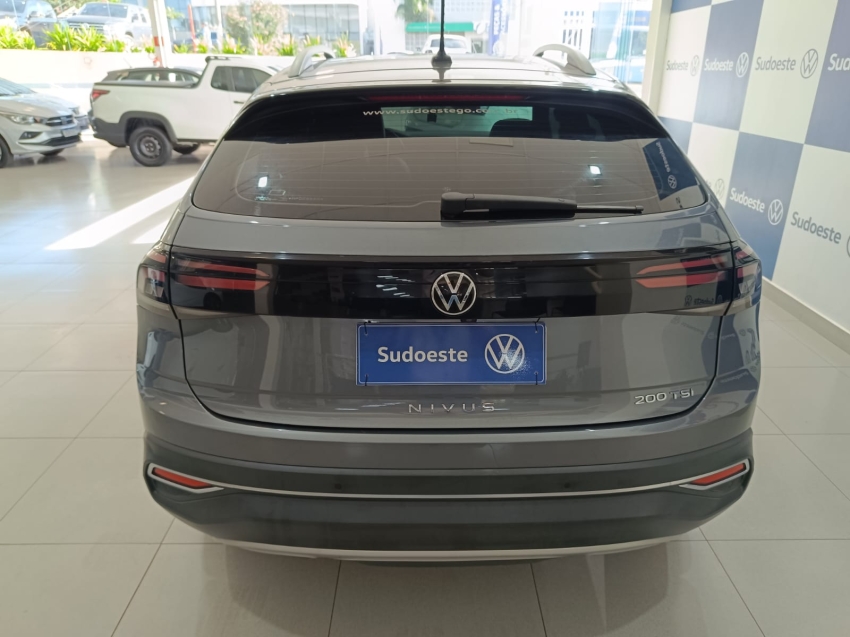volkswagen nivus 1.0 200 tsi total flex highline automatico 5p 2021