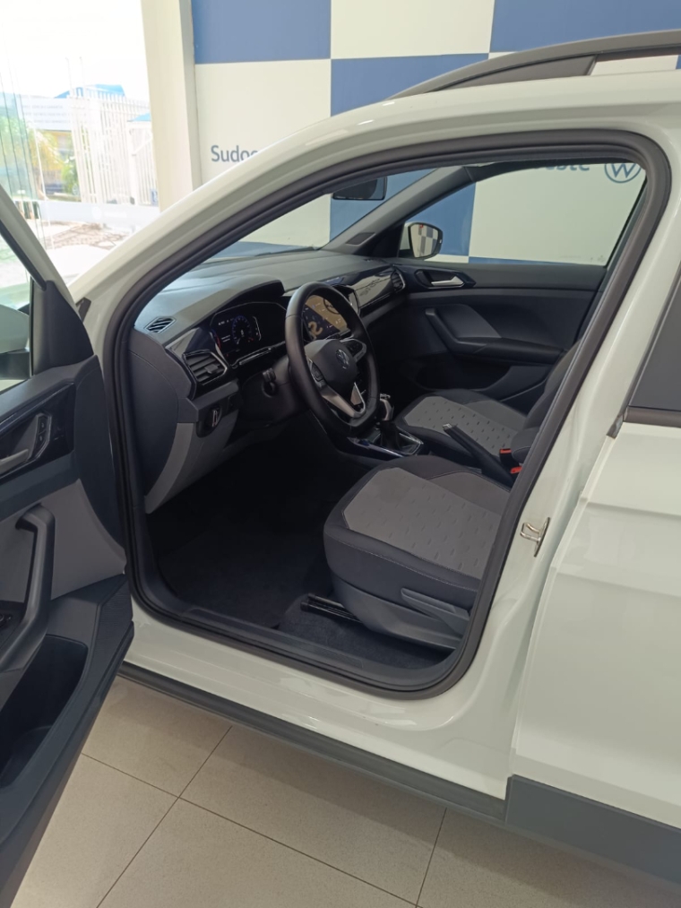 volkswagen t-cross 1.0 200 tsi total flex comfortline automatico 5p 2024