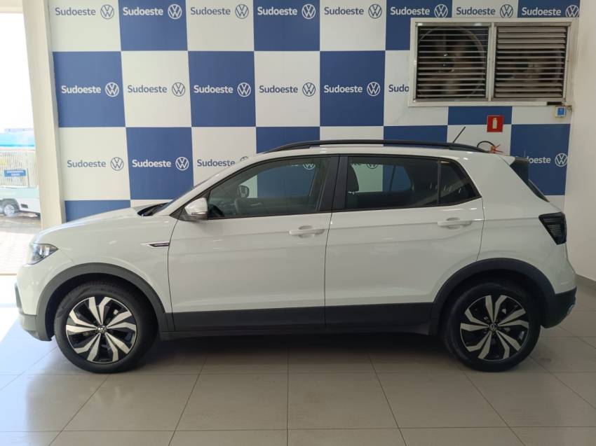volkswagen t-cross 1.0 200 tsi total flex comfortline automatico 5p 2024