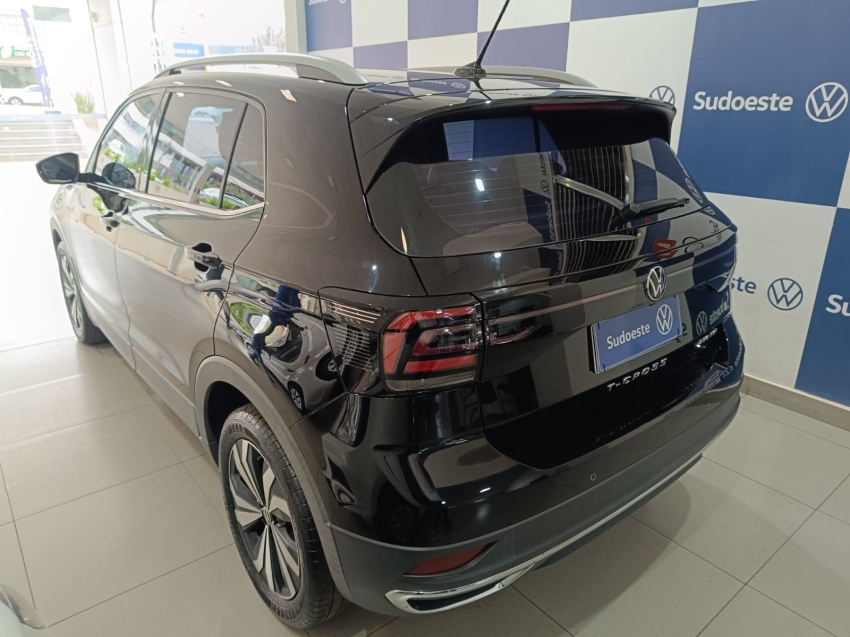 volkswagen t-cross 1.4 250 tsi total flex highline automatico 1.3 5p 2022