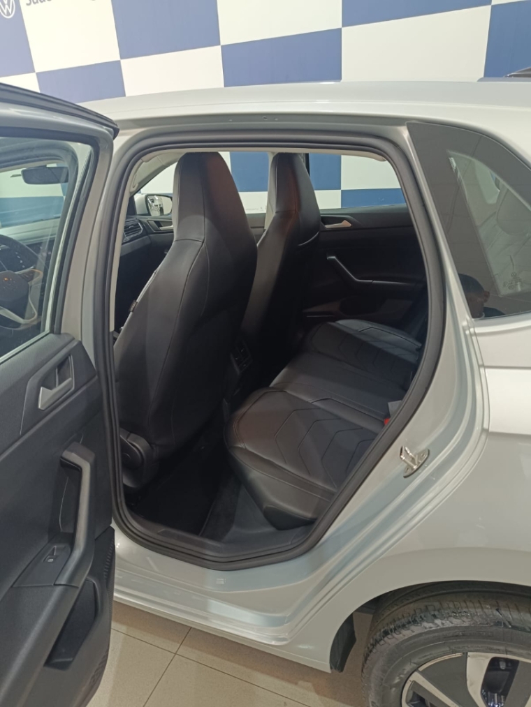 volkswagen polo 1.0 170 tsi highline automatico flex 5p 2025