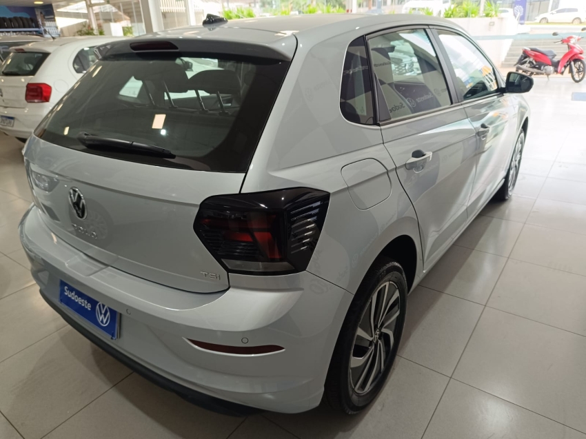 volkswagen polo 1.0 170 tsi highline automatico flex 5p 2025