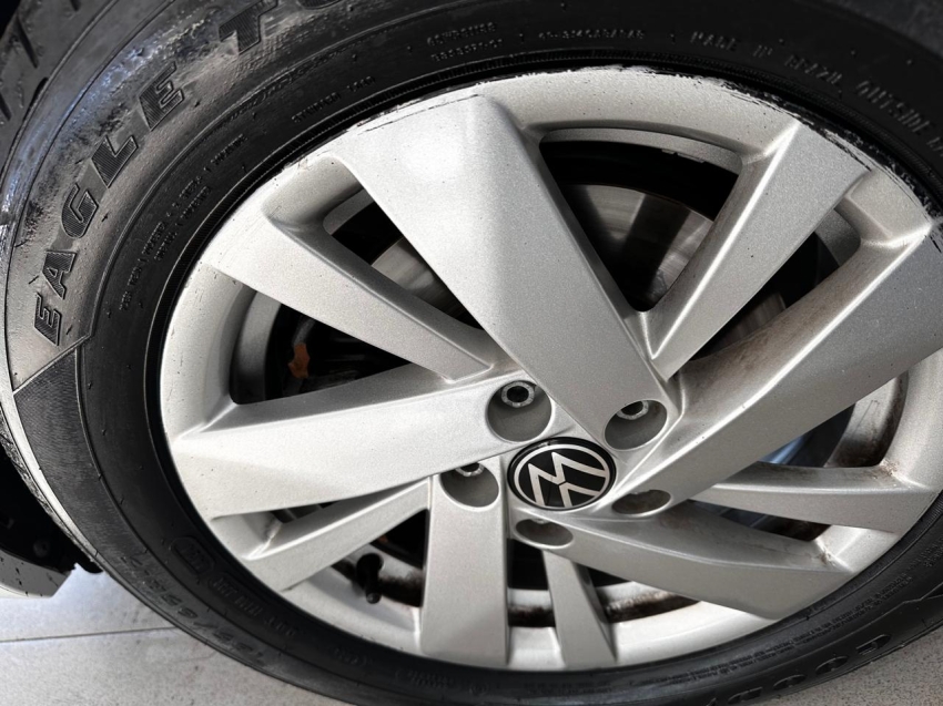 volkswagen polo 1.0 170 tsi comfortline automatico 9.9 flex 4p 2025
