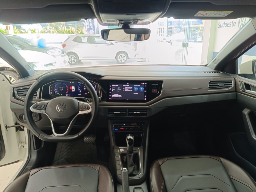 volkswagen virtus 1.0 200 tsi highline automatico flex 4p 2024