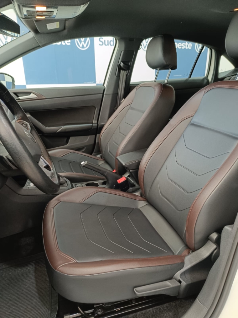 volkswagen virtus 1.0 200 tsi highline automatico flex 4p 2024