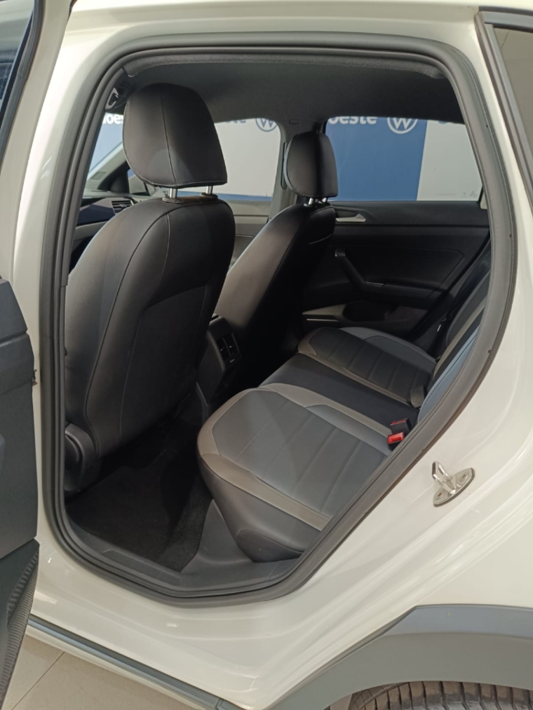 volkswagen nivus 1.0 200 tsi total flex highline automatico 5p 2023