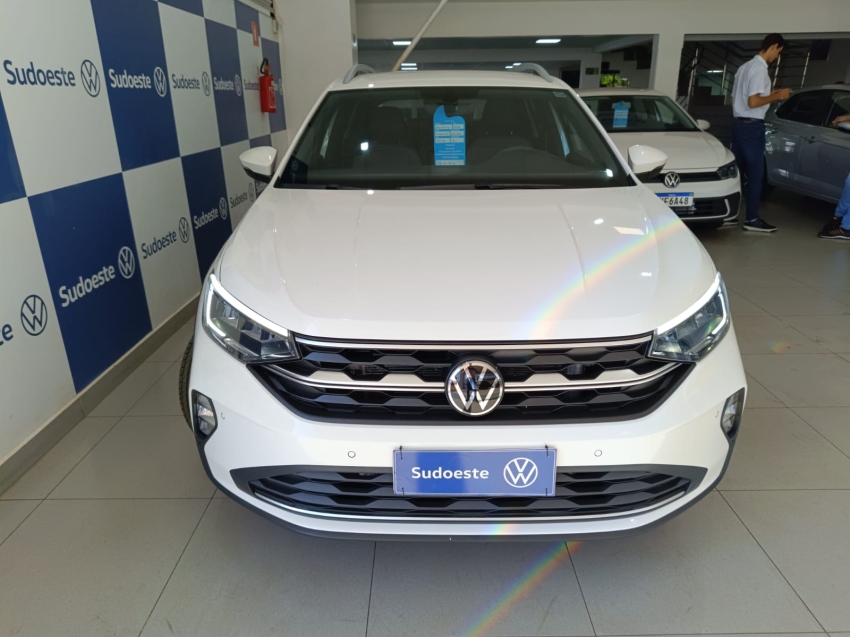 volkswagen nivus 1.0 200 tsi total flex highline automatico 5p 2023