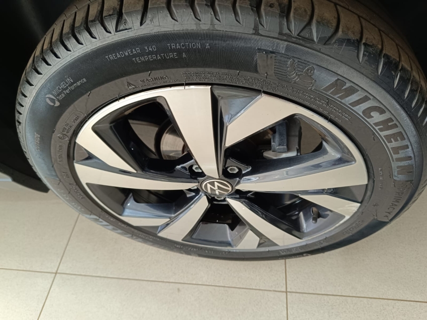 volkswagen nivus 1.0 200 tsi total flex highline automatico 5p 2023