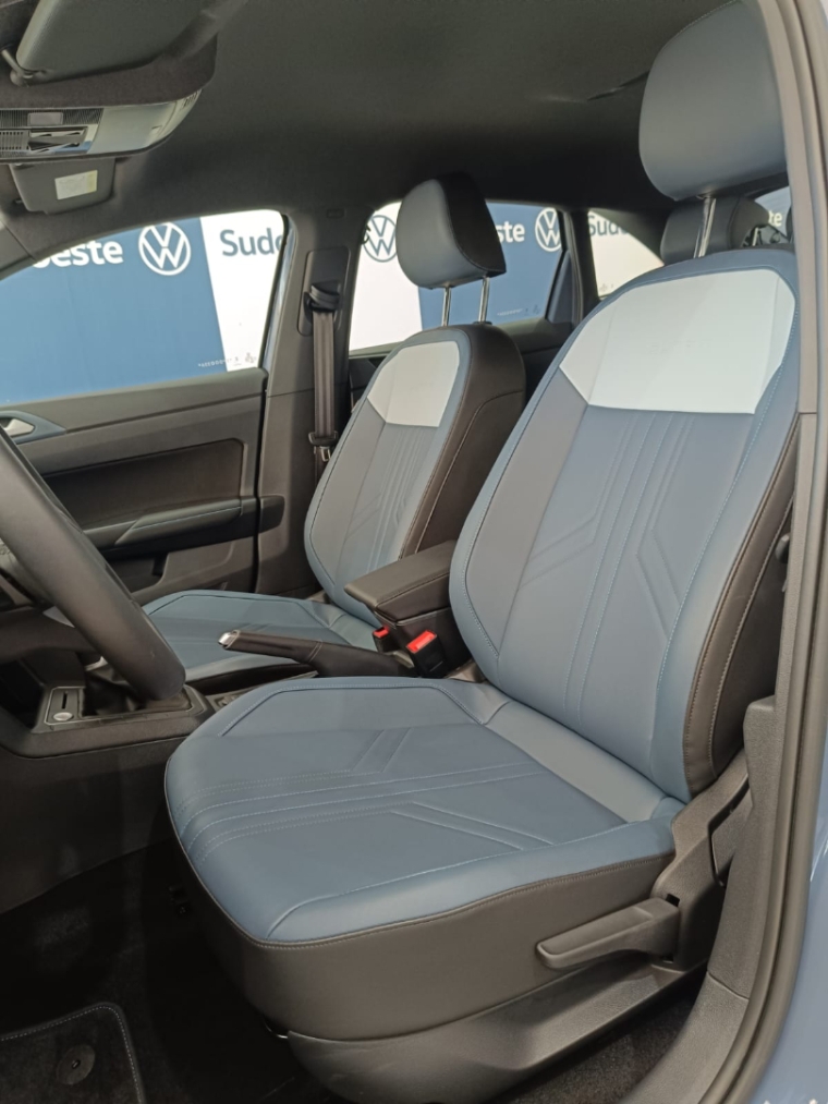 volkswagen nivus 1.0 200 tsi total flex highline automatico 5p 2025