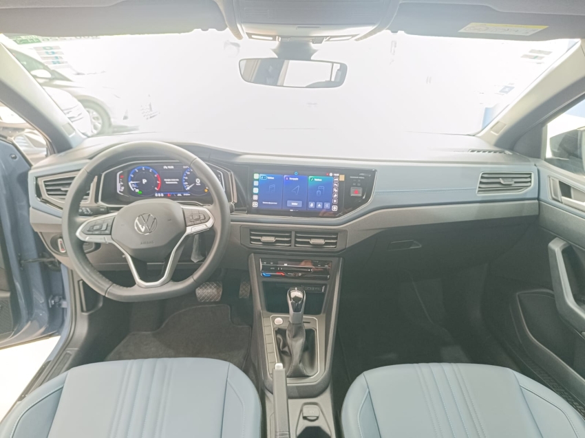 volkswagen nivus 1.0 200 tsi total flex highline automatico 5p 2025