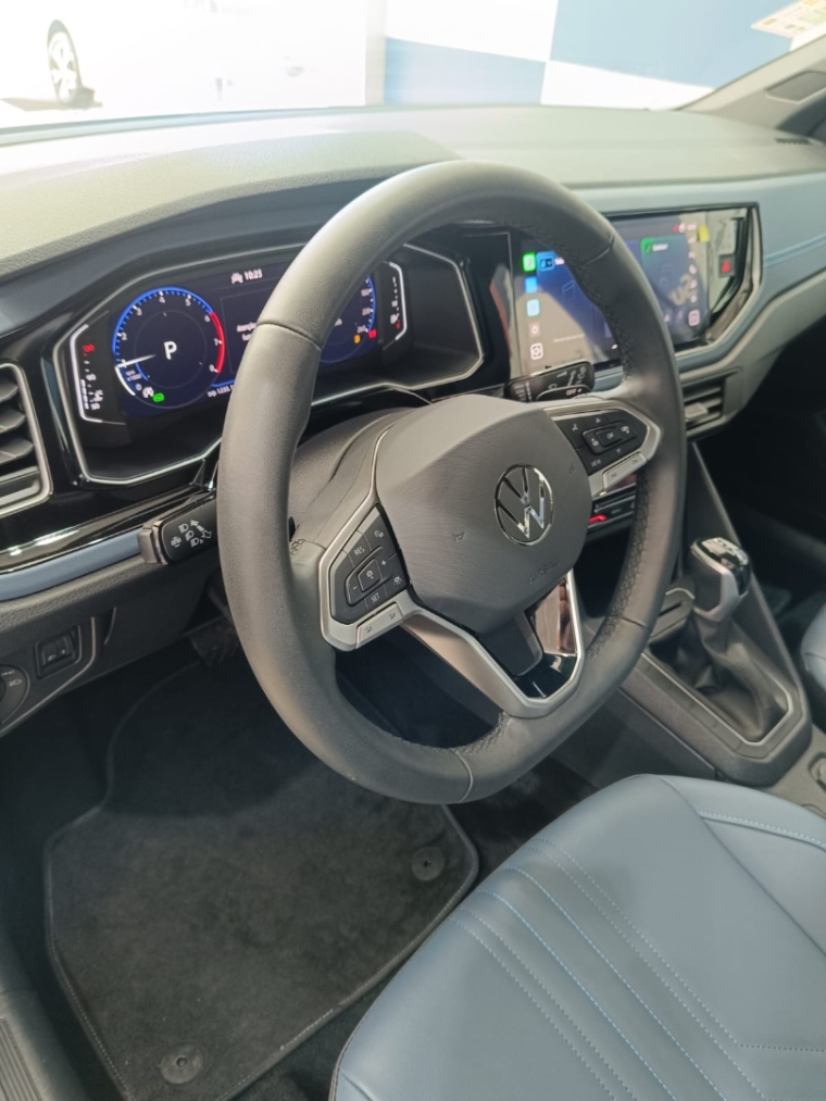 volkswagen nivus 1.0 200 tsi total flex highline automatico 5p 2025