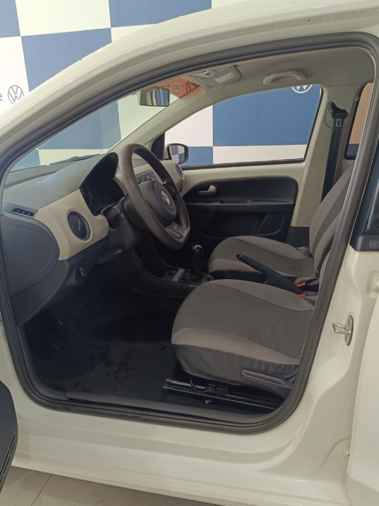 volkswagen up 1.0 mpi move 12v flex 4p manual 5p 2015