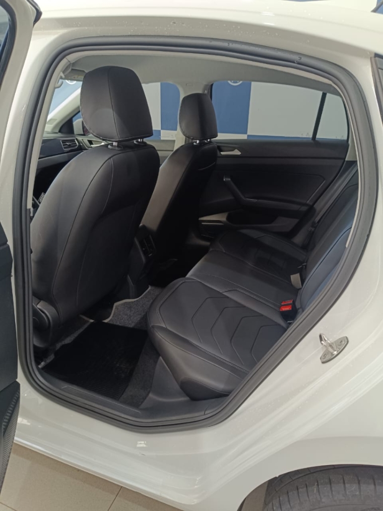 volkswagen virtus 1.0 200 tsi comfortline automatico flex 4p 2024