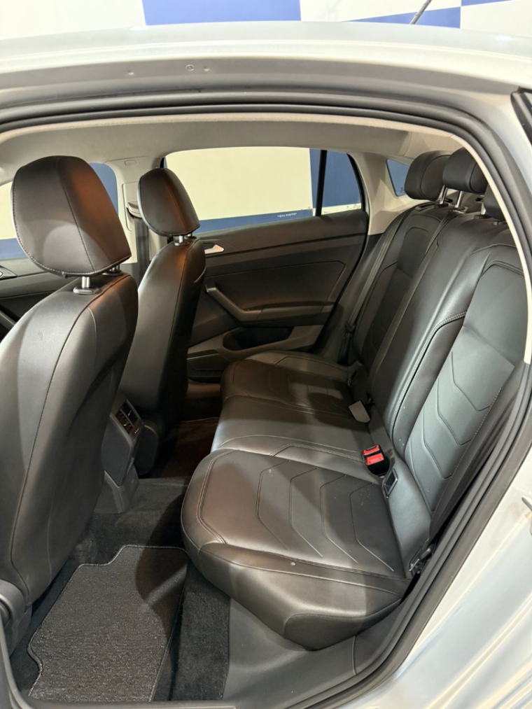 volkswagen virtus 1.0 200 tsi comfortline automatico 9.9 flex 4p 2024