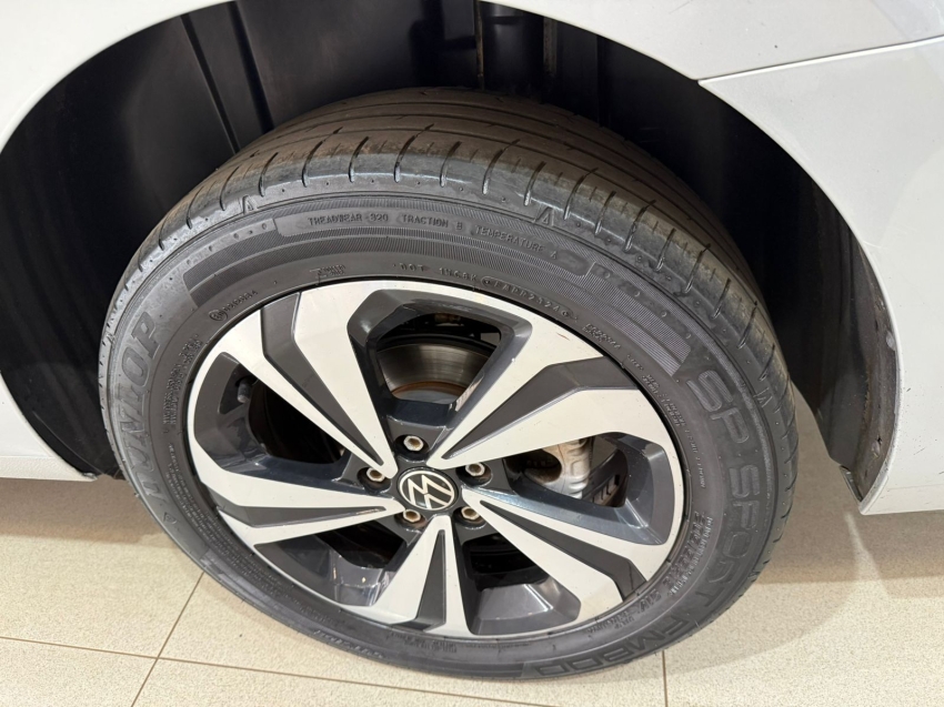 volkswagen virtus 1.0 200 tsi comfortline automatico 9.9 flex 4p 2024