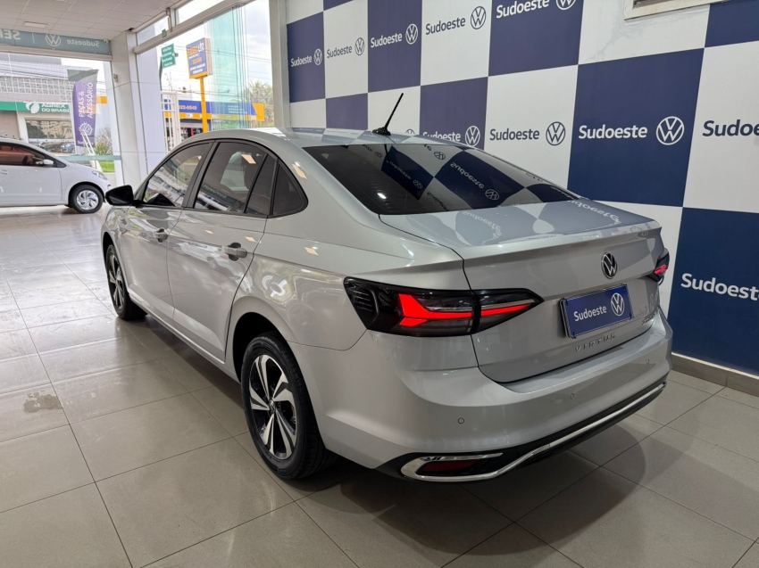 volkswagen virtus 1.0 200 tsi comfortline automatico 9.9 flex 4p 2024