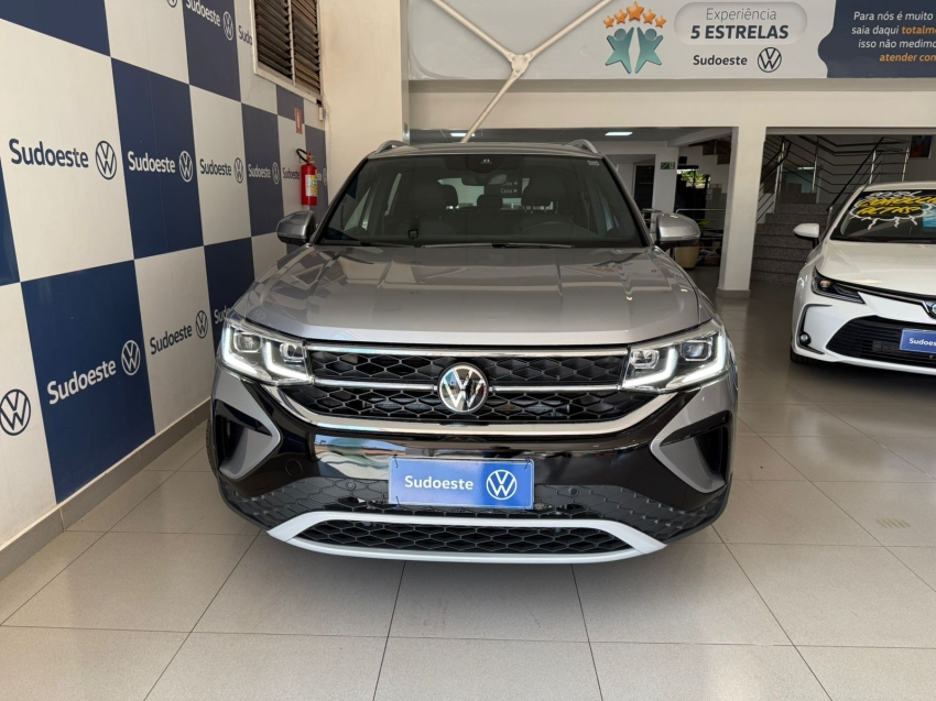 volkswagen taos 1.4 250 tsi total flex highline automatico 1.3 5p 20241 volkswagen taos 1.4 250 tsi total flex highline automatico 1.3 5p 20241