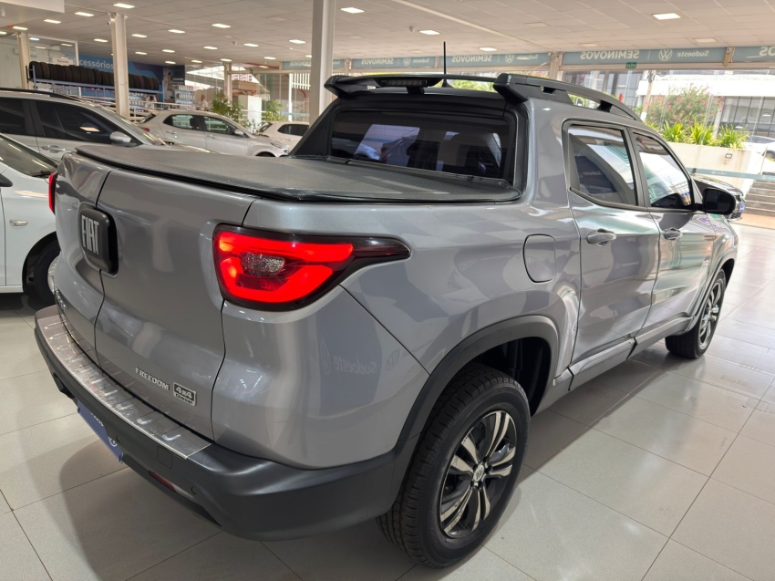 fiat toro 2.0 16v turbo diesel freedom 4wd at9 1.9 4p automatico 20225 fiat toro 2.0 16v turbo diesel freedom 4wd at9 1.9 4p automatico 20225