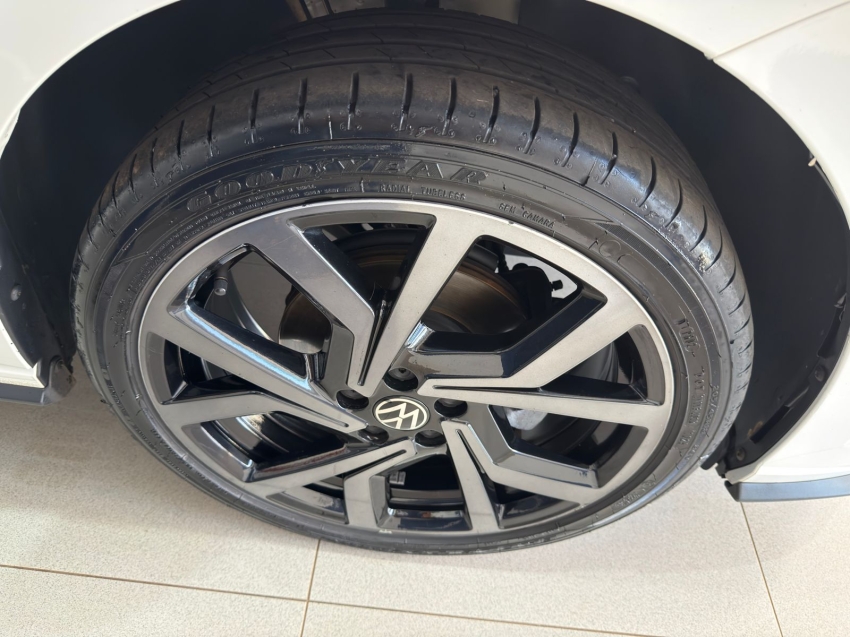 volkswagen virtus 1.4 250 tsi exclusive automatico 1.3 flex 4p 202413 volkswagen virtus 1.4 250 tsi exclusive automatico 1.3 flex 4p 202413