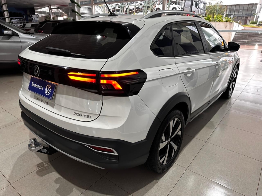 volkswagen nivus 1.0 200 tsi total flex highline automatico 9.9 5p 20226