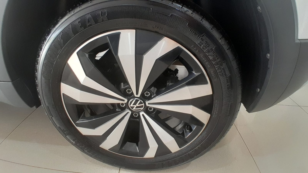 volkswagen t-cross 1.4 250 tsi total flex highline automatico 5p 202414