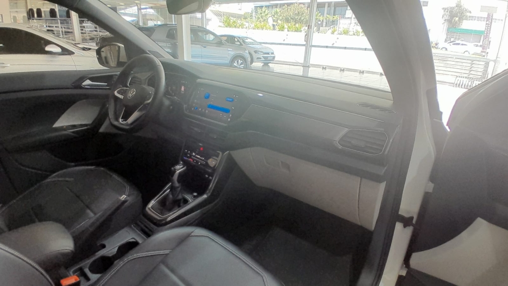 volkswagen t-cross 1.4 250 tsi total flex highline automatico 5p 202410