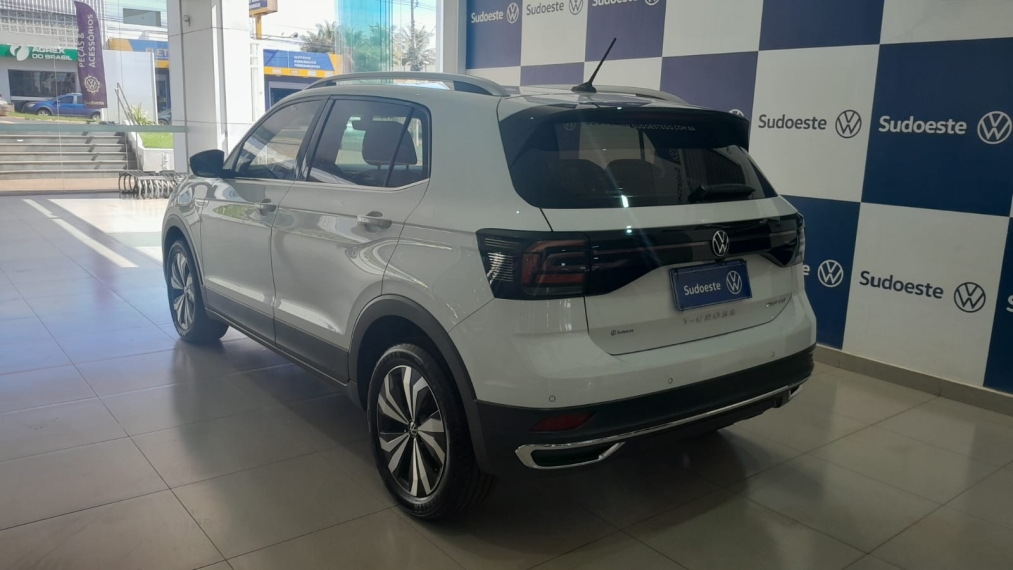 volkswagen t-cross 1.4 250 tsi total flex highline automatico 5p 20244