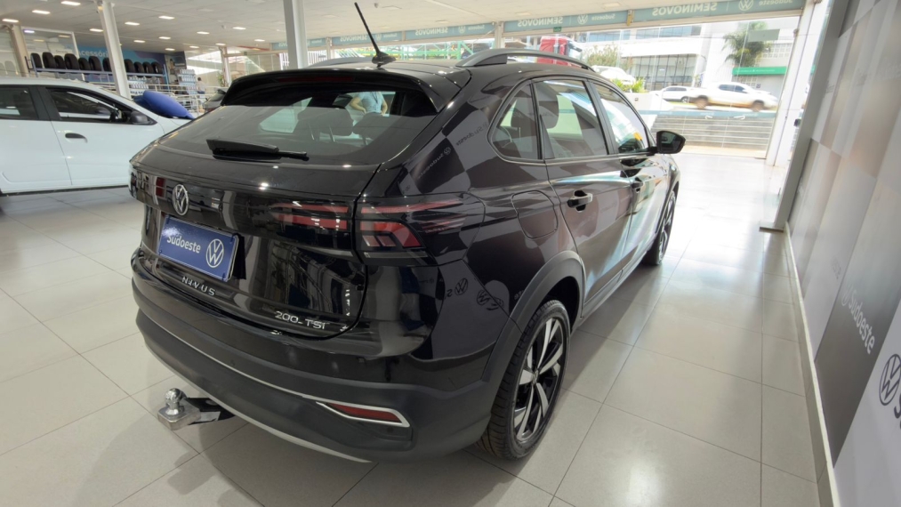 volkswagen nivus 1.0 200 tsi total flex highline automatico 5p 20216