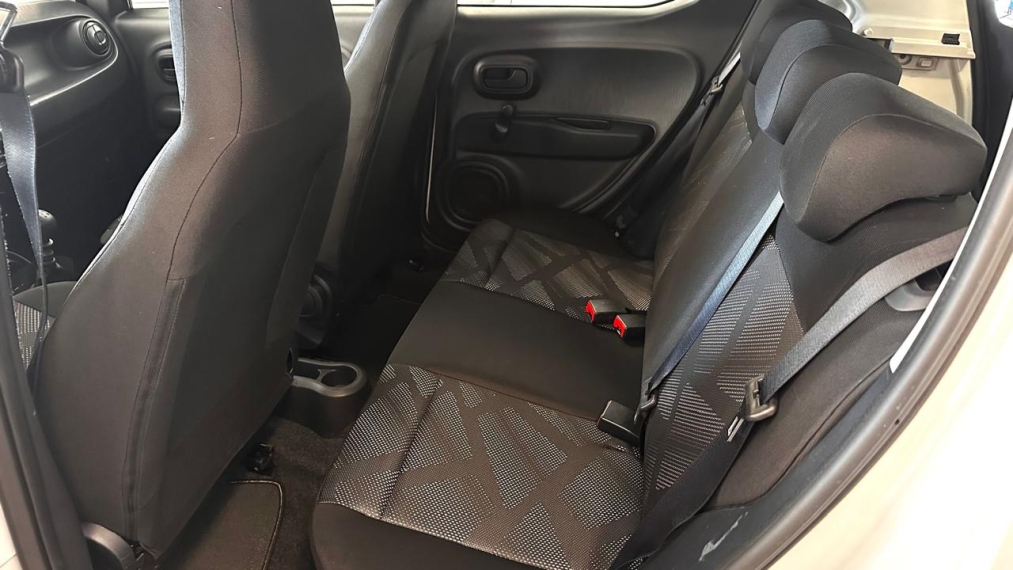 fiat mobi 1.0 evo flex like. manual 9.9 5p 20248
