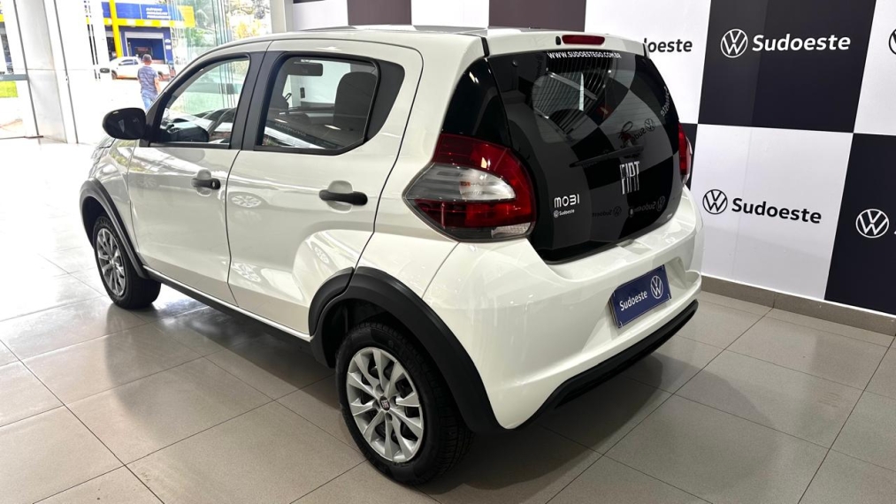 fiat mobi 1.0 evo flex like. manual 9.9 5p 20246