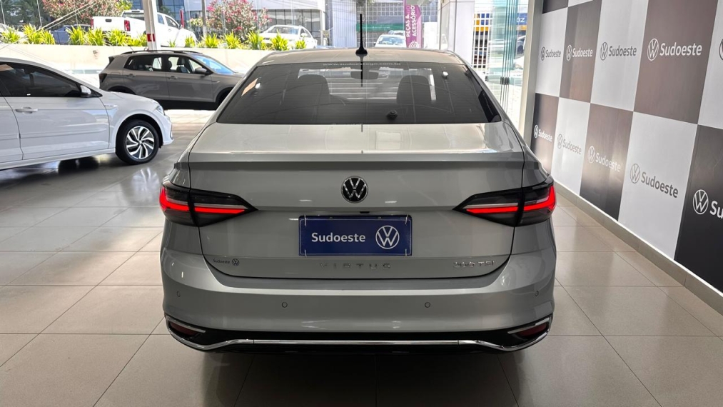 volkswagen virtus 1.0 200 tsi highline automatico 9.9 flex 4p 20245