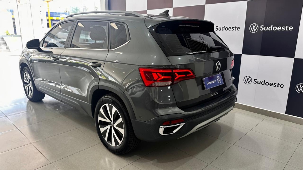 volkswagen taos 1.4 250 tsi total flex highline automatico 1.3 5p 20234