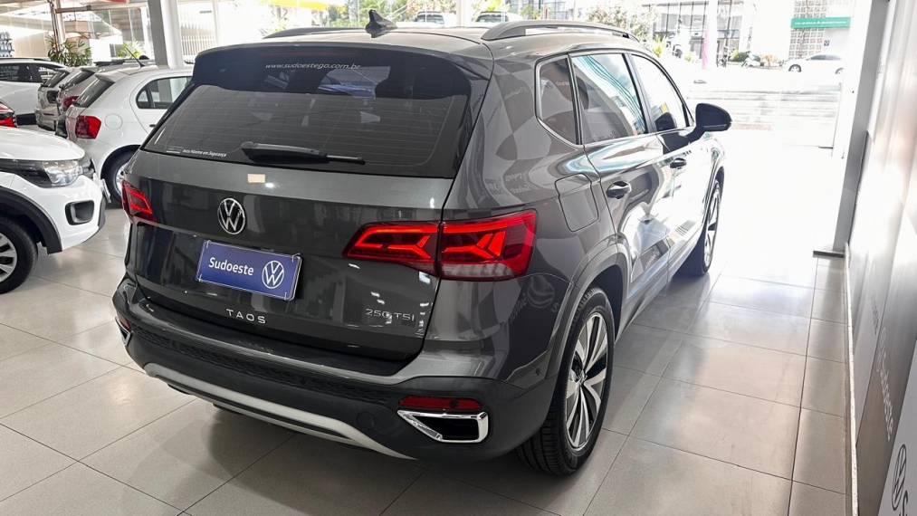 volkswagen taos 1.4 250 tsi total flex highline automatico 1.3 5p 20236
