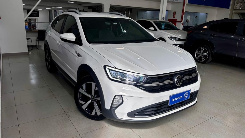 volkswagen nivus 1.0 200 tsi total flex highline automatico 9.9 5p 20232