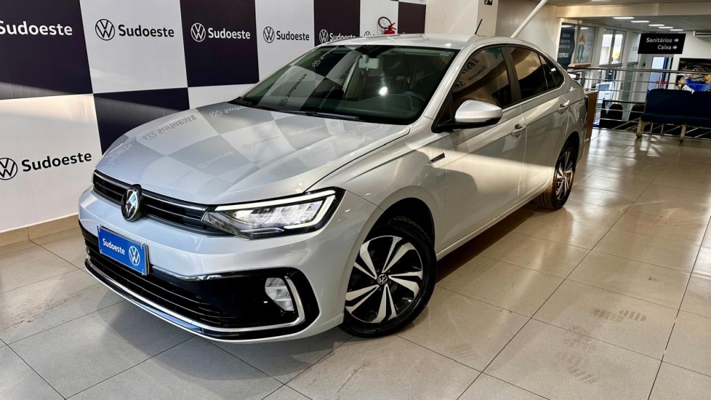 volkswagen virtus 1.0 200 tsi comfortline automatico 9.9 flex 4p 2025