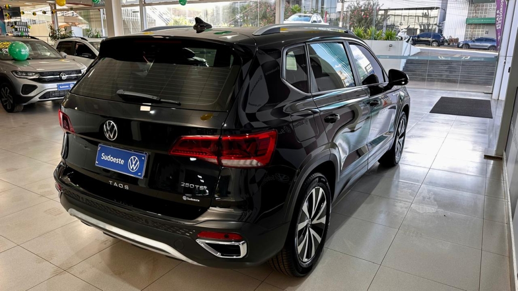 volkswagen taos 1.4 250 tsi total flex highline automatico 1.3 5p 20224